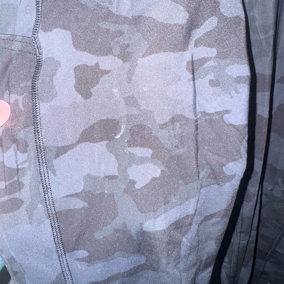 lululemon size 6 or 8 leggings - Picture 2 of 8